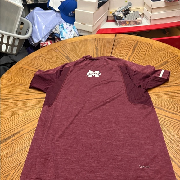 Adidas Mississippi State Bulldogs Maroon Athletic Tee - Picture 4 of 9